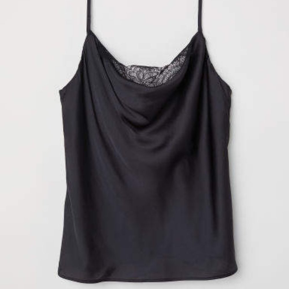 HM BLACK COWL NECK LACE TOP